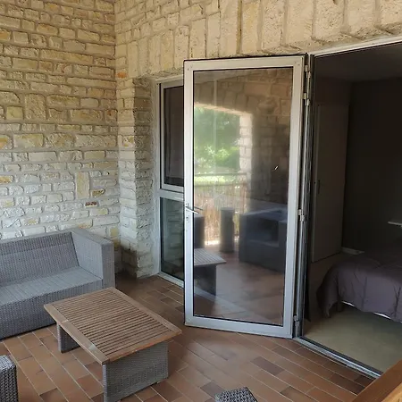 Auberge Des Charmilles 2* Sainte-Soulle